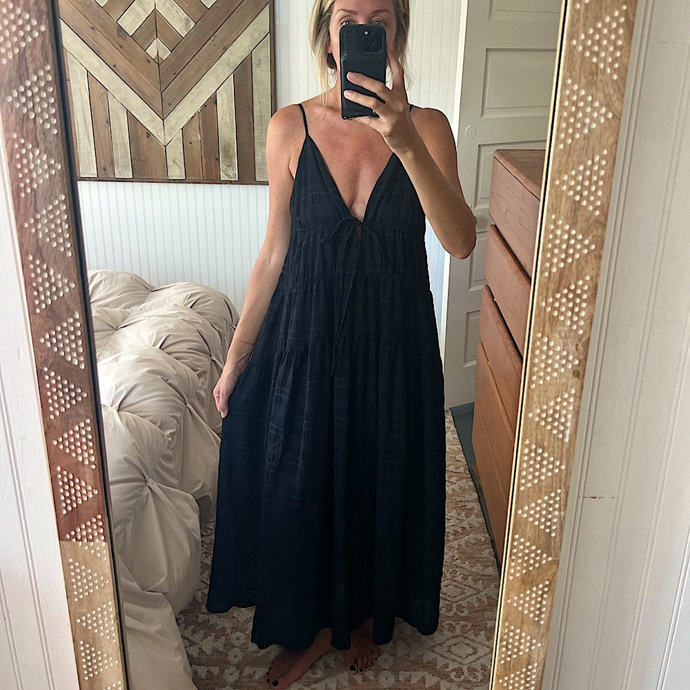 Astr Lizbeth Maxi dress size small